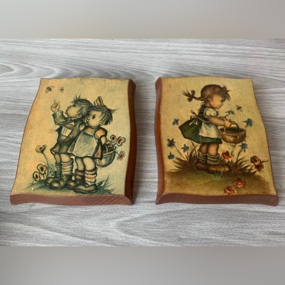Vintage wooden Hummel wall plaque signs home decor! Rare!
